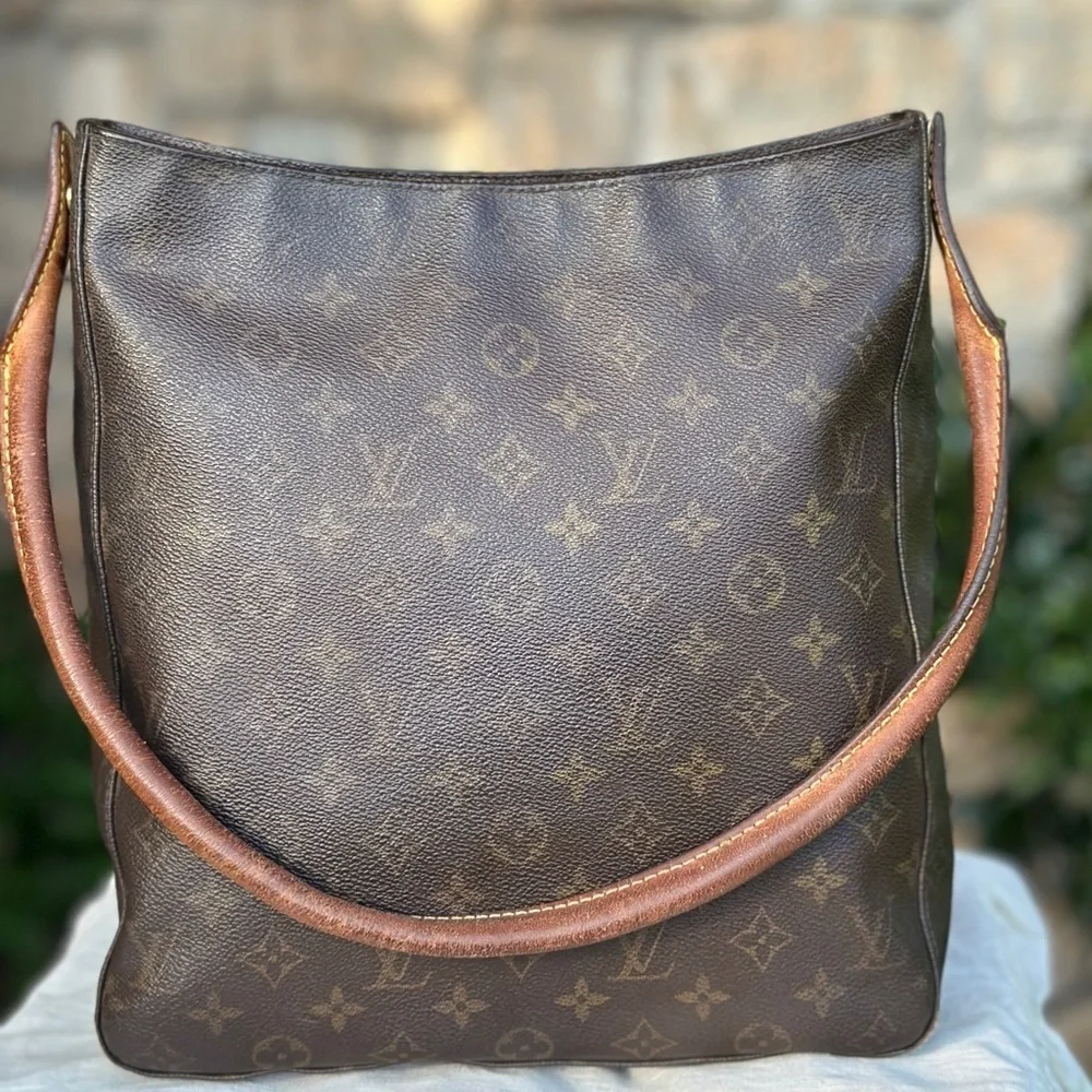 AUTHENTIC Louis Vuitton Monogram Looping GM